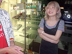 200gana-2525　パンツの上からマ●コいじり～中に手入れてマ●コいじり