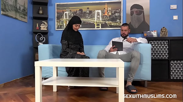 She wants to pay for the visa with her hot sexy body - Arab